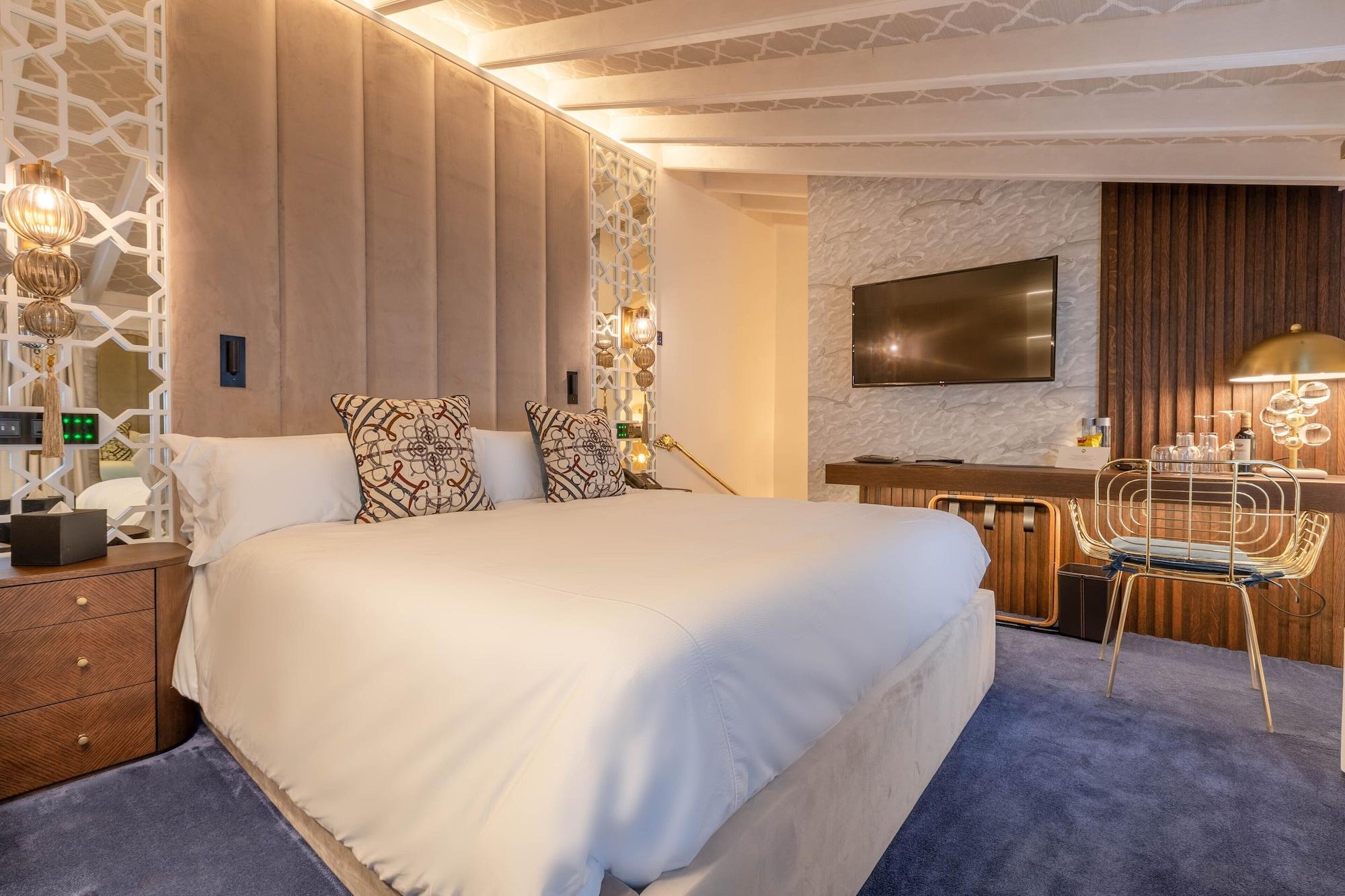Claude 3* Marbella