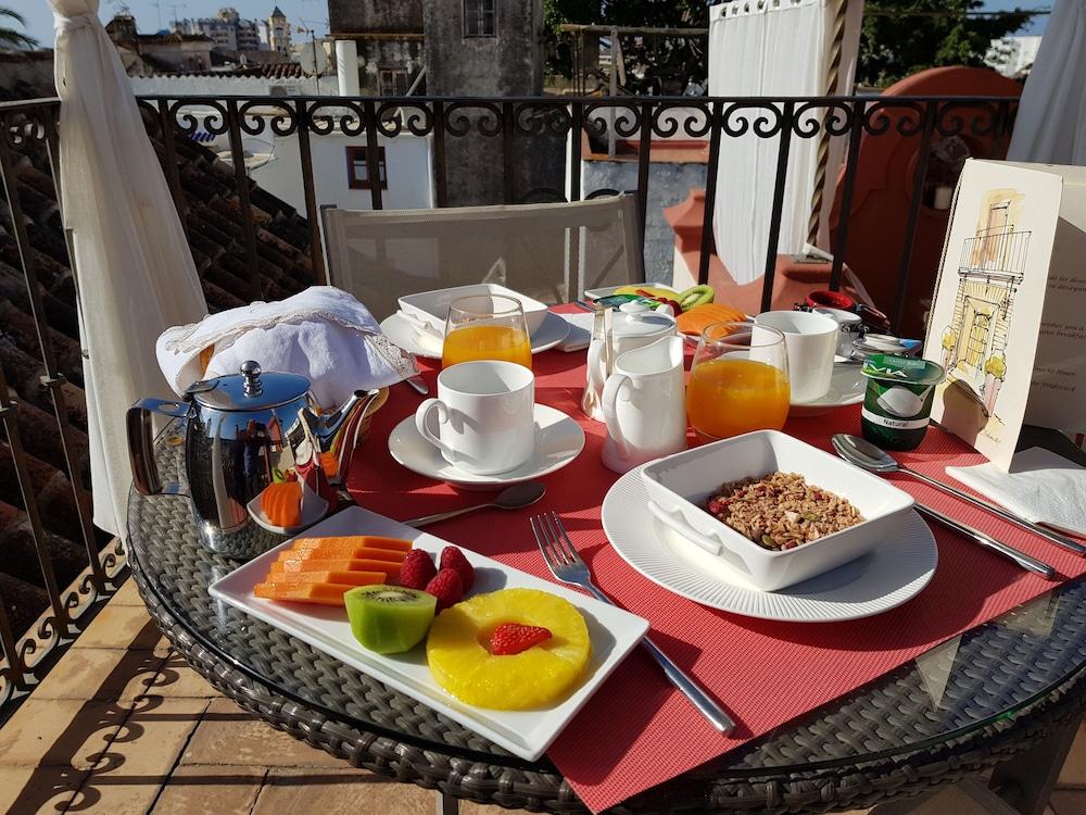 Hotel Claude