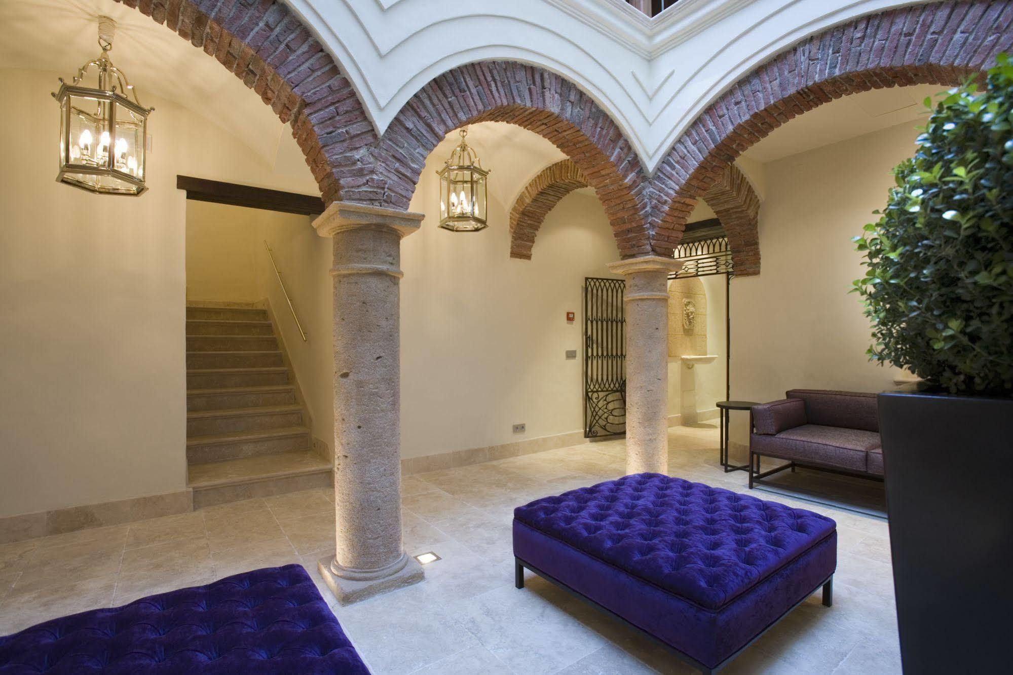 Hotel Claude 3*